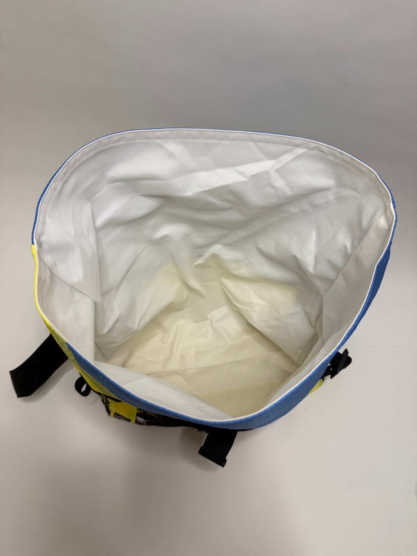 Sac besace roll top