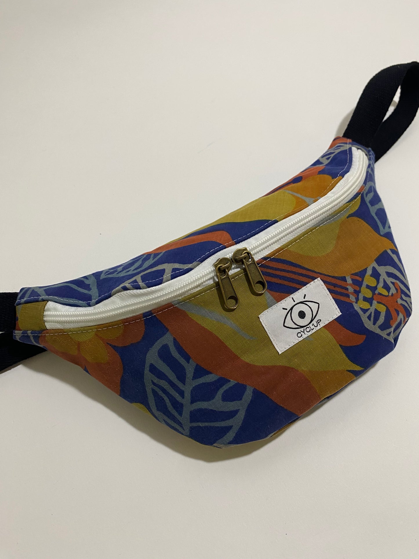 Banane upcyclée imperméable