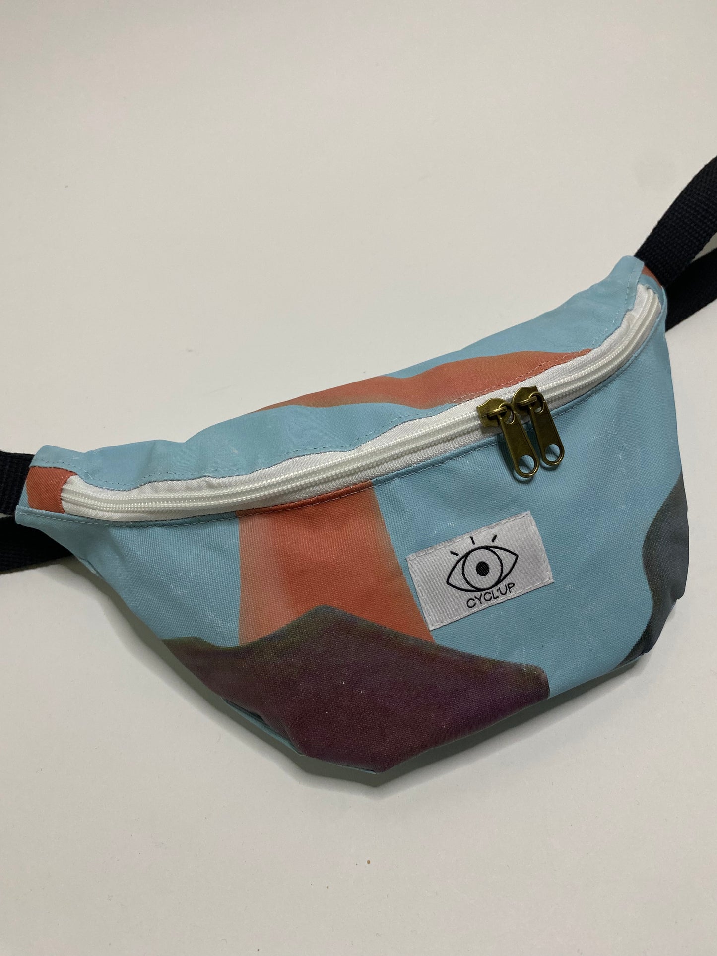 Banane upcyclée imperméable