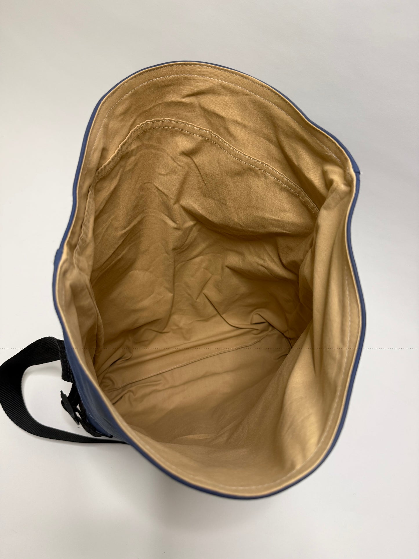 Sac besace roll top