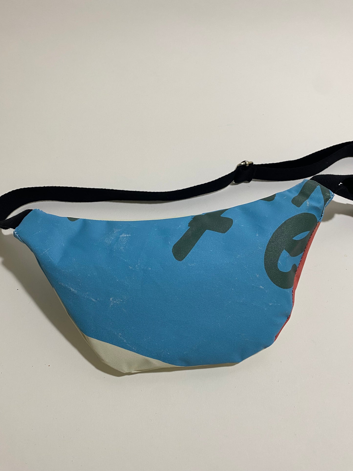 Banane upcyclée imperméable