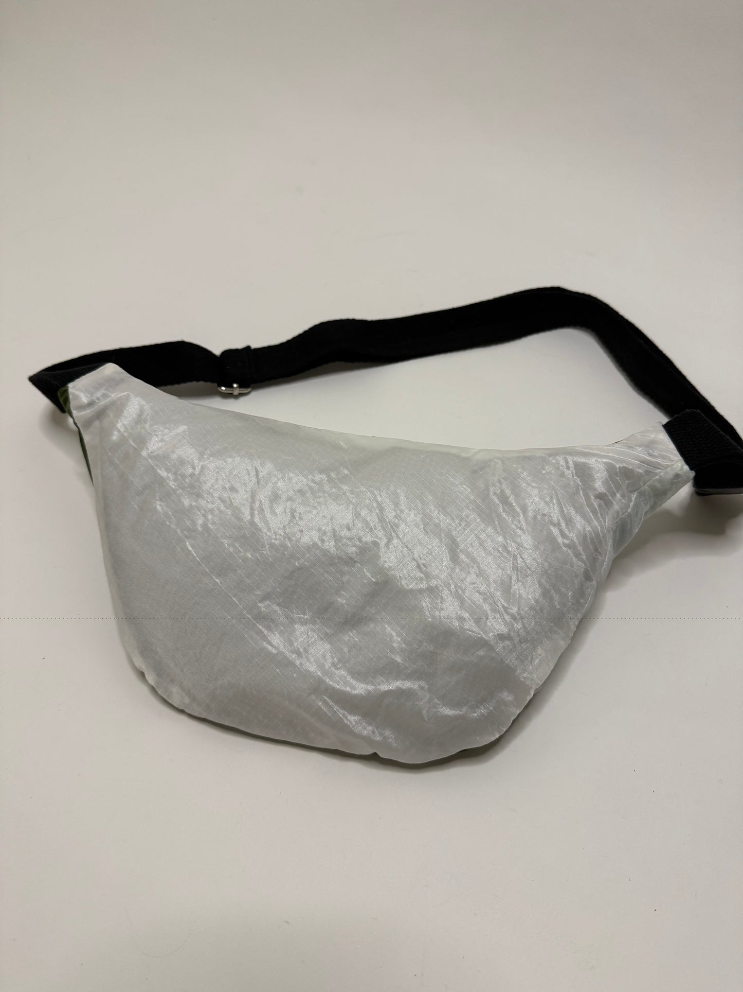 Banane upcyclée parachute
