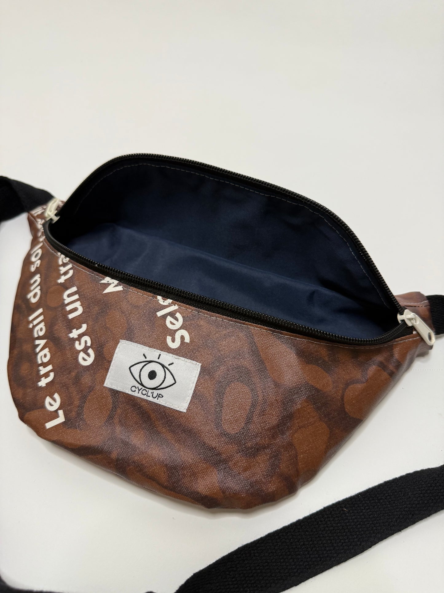 Banane upcyclée imperméable