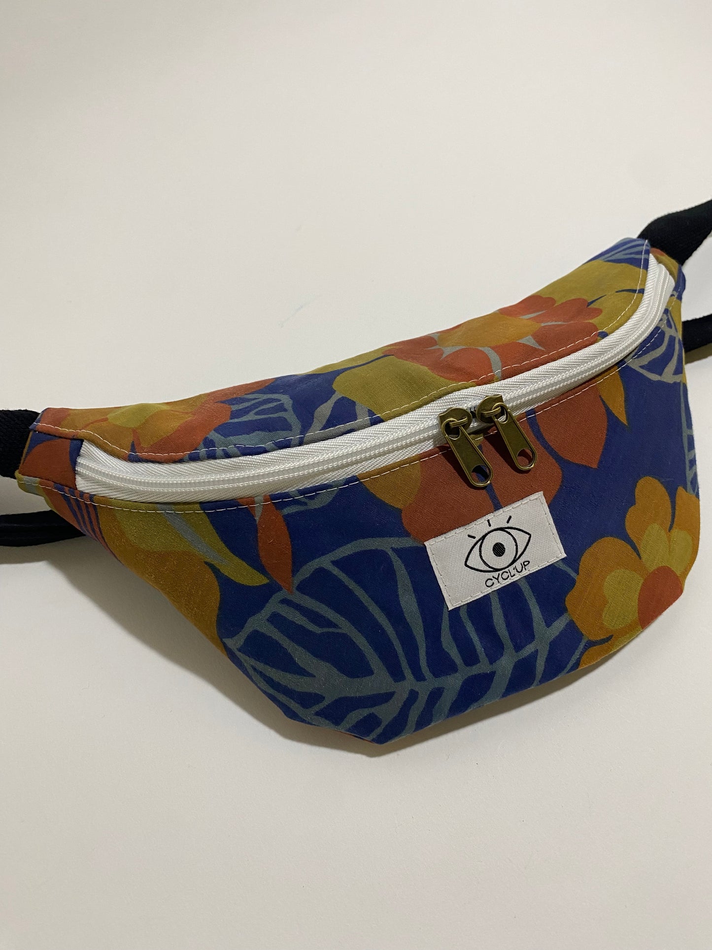 Banane upcyclée imperméable