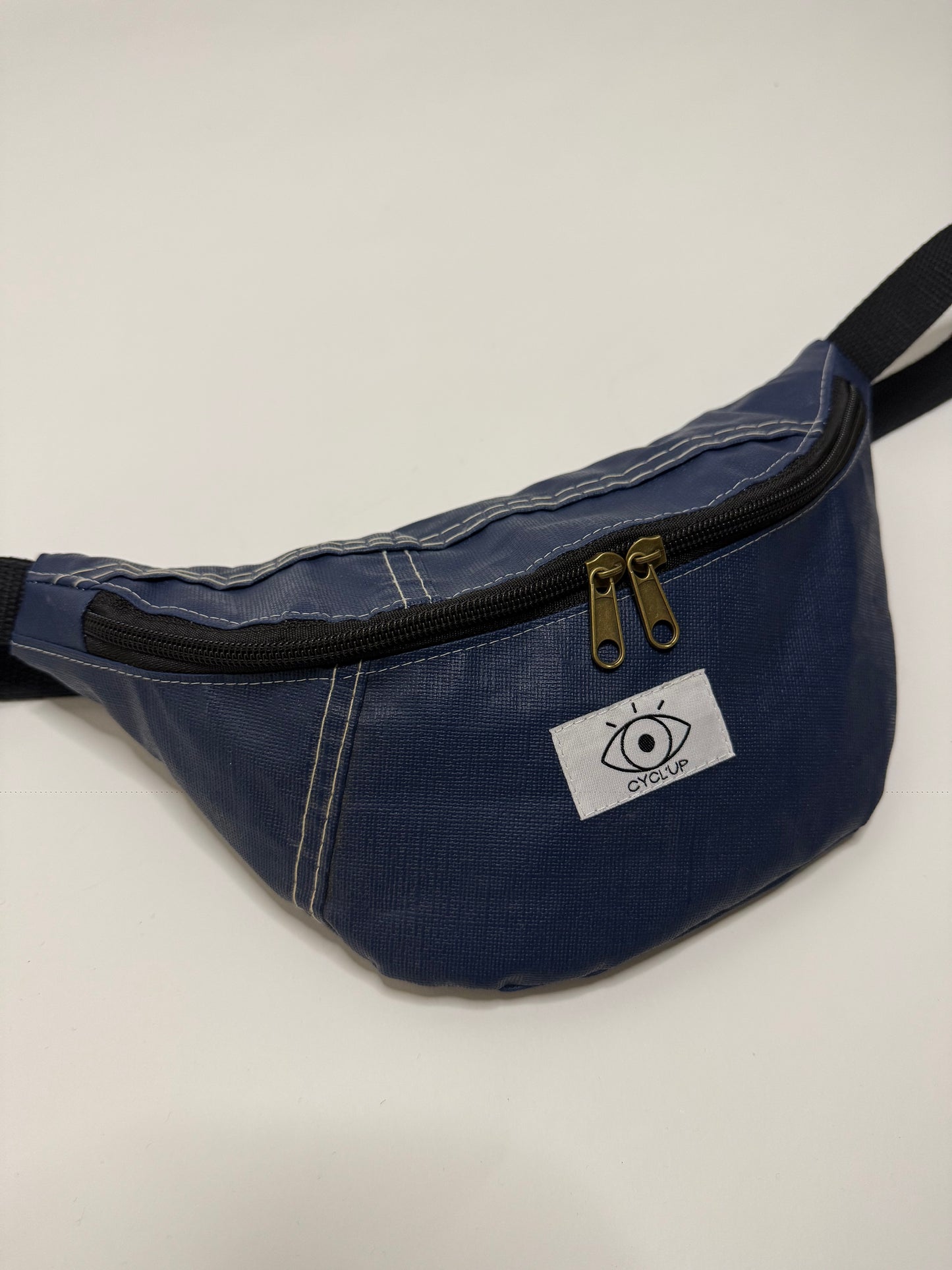 Banane upcyclée imperméable