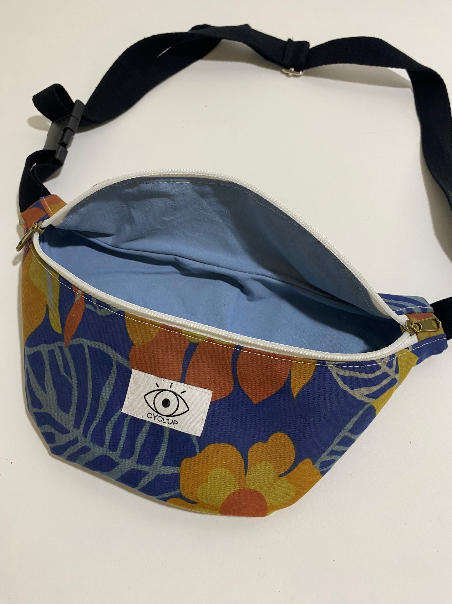 Banane upcyclée imperméable