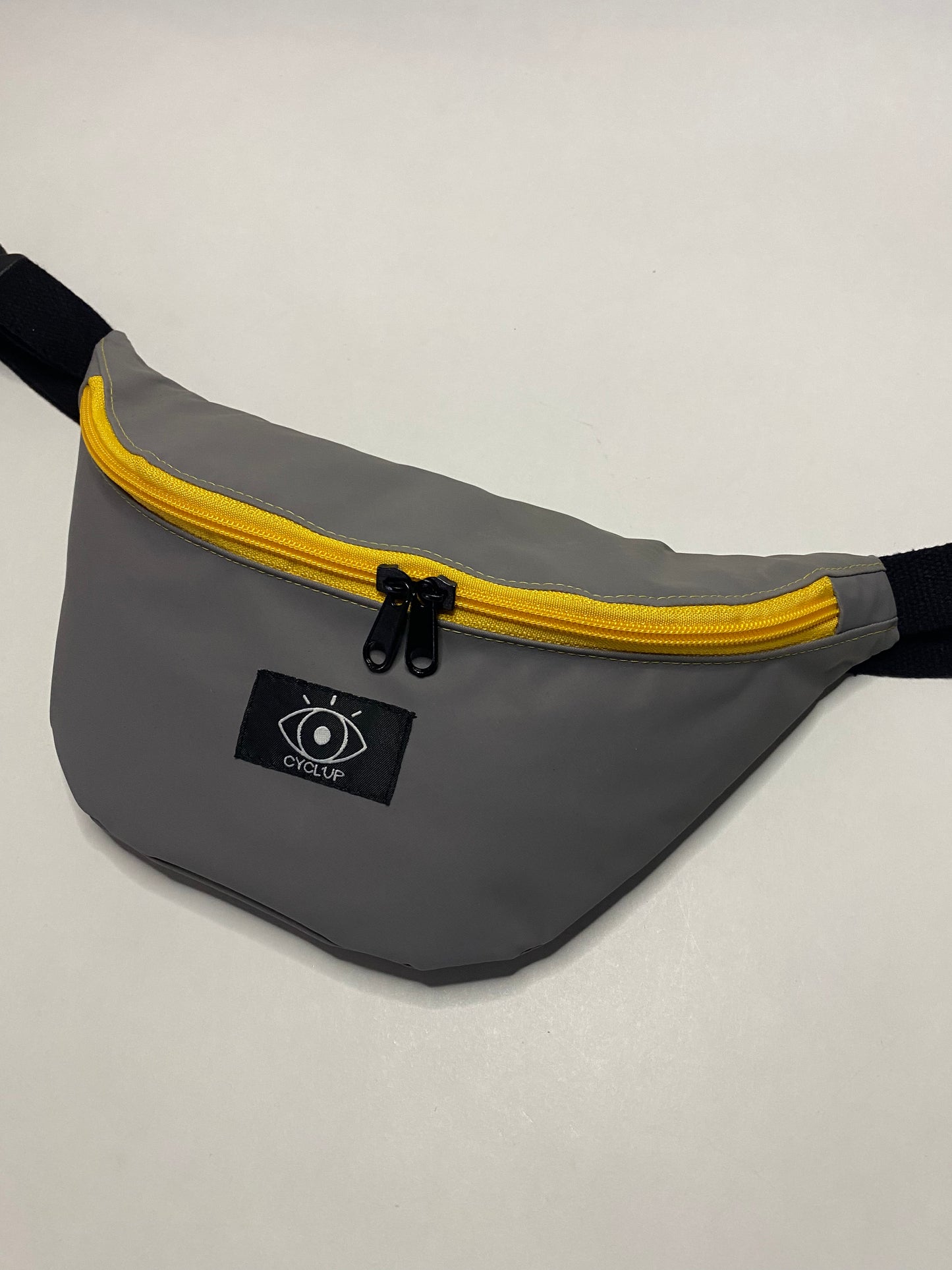 Banane upcyclée imperméable