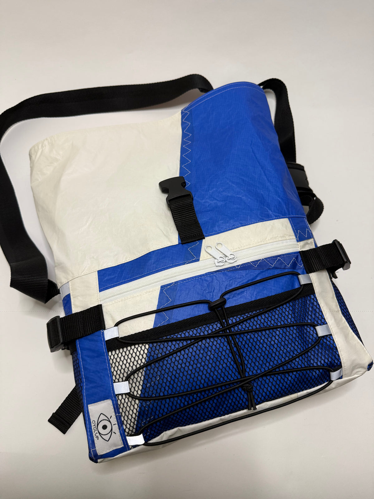 Sac besace roll top