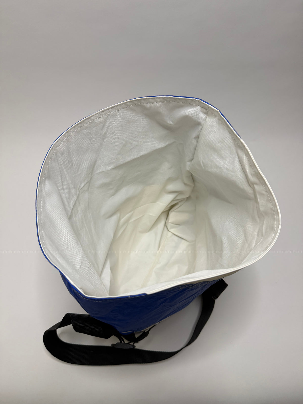 Sac besace roll top