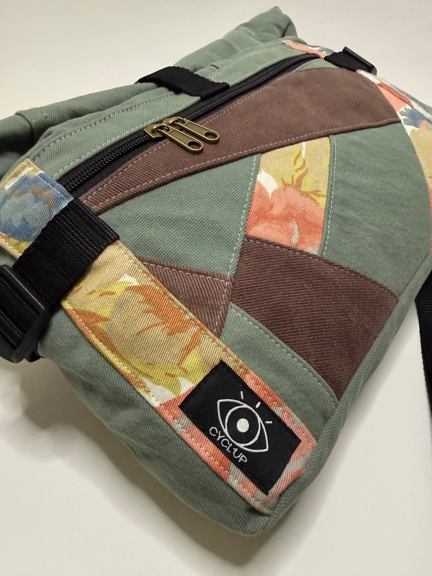 Sac banane roll top ( version besace )