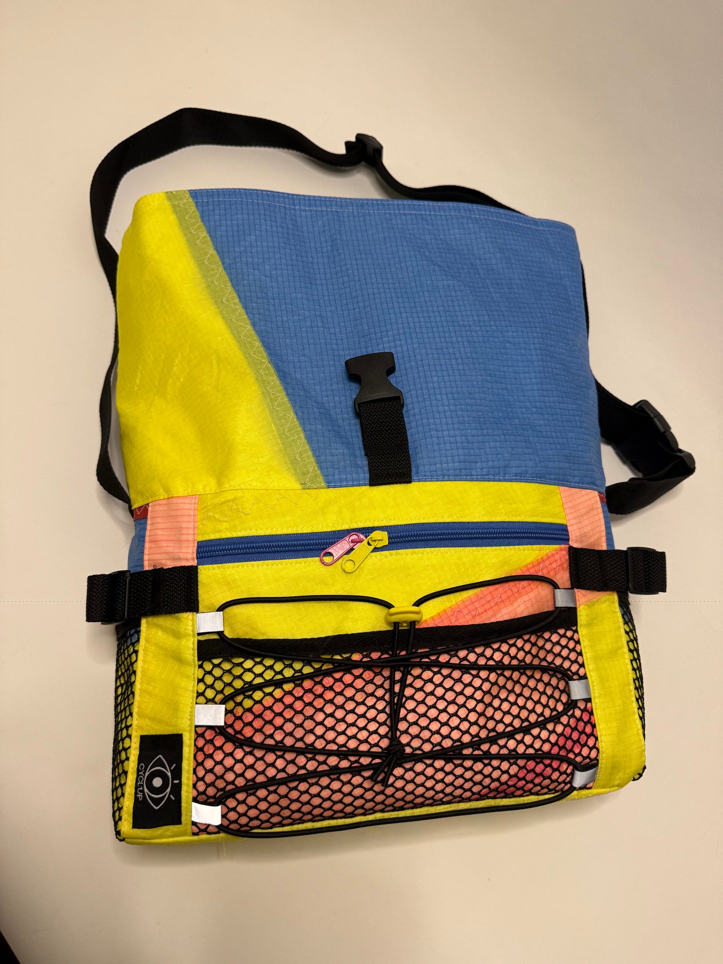 Sac besace roll top