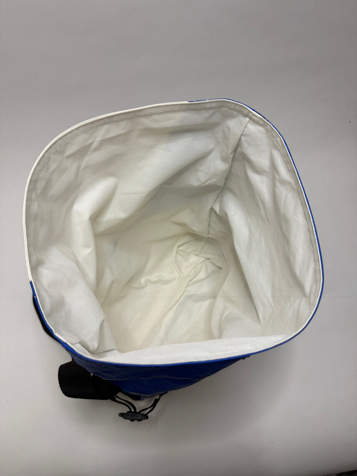 Sac besace roll top
