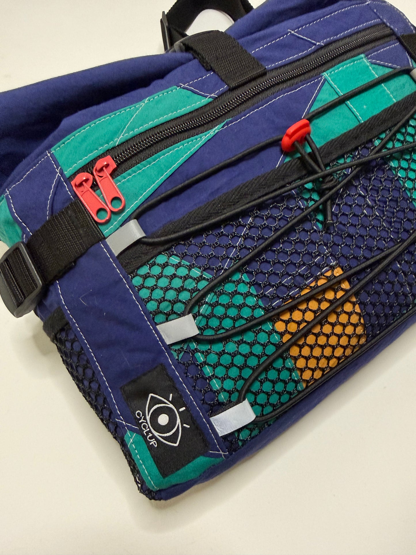 Sac besace roll top