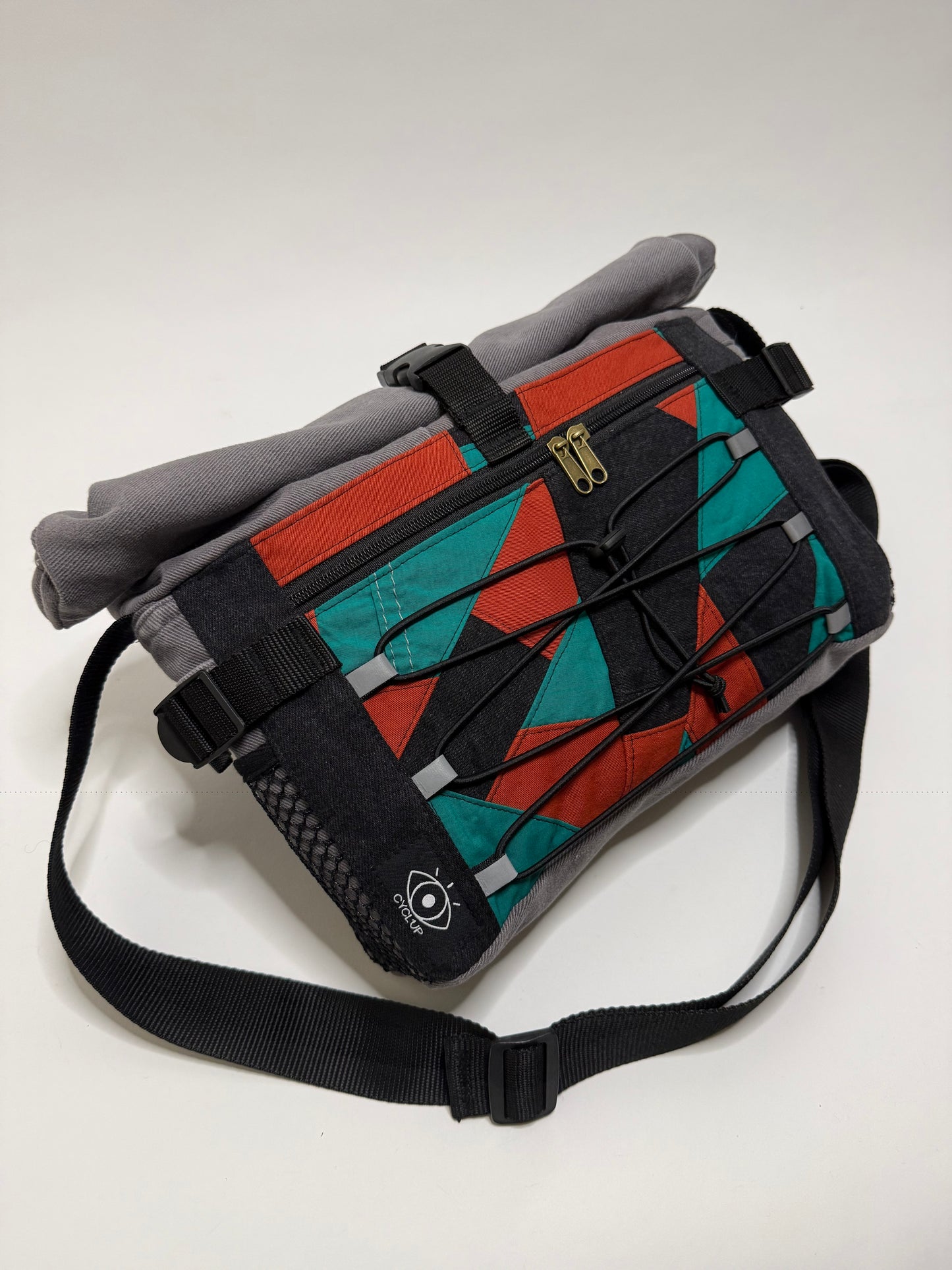 Sac banane roll top ( version besace )