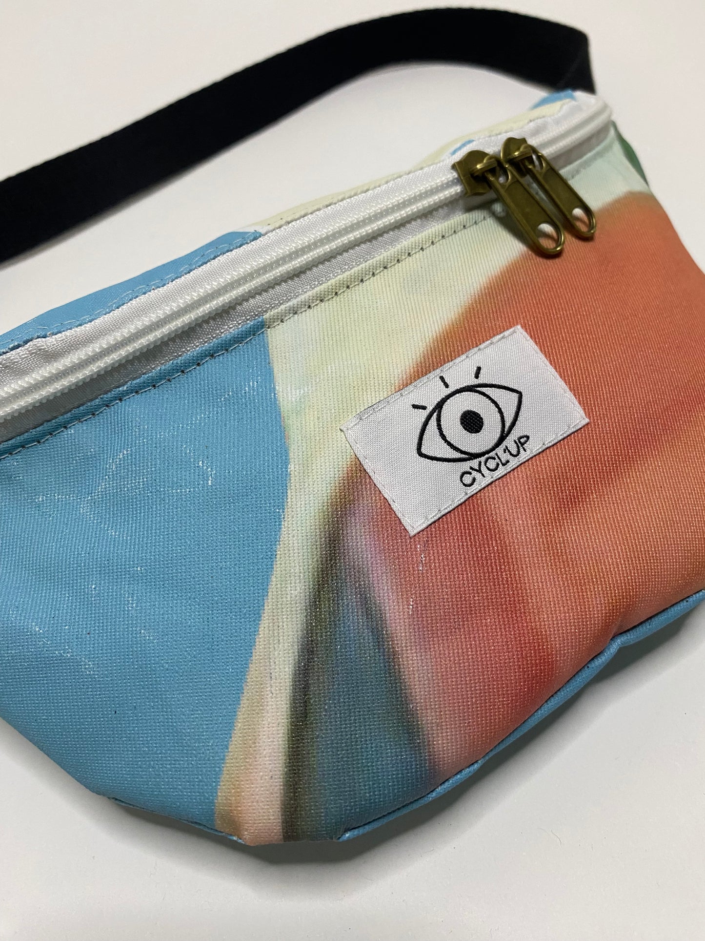 Banane upcyclée imperméable