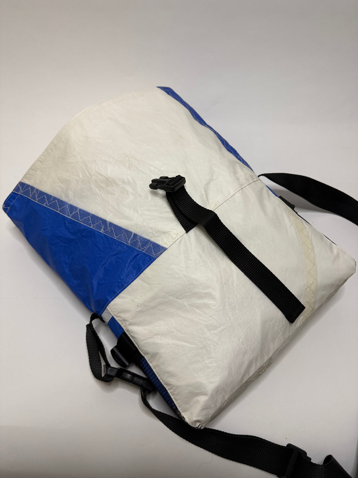 Sac besace roll top