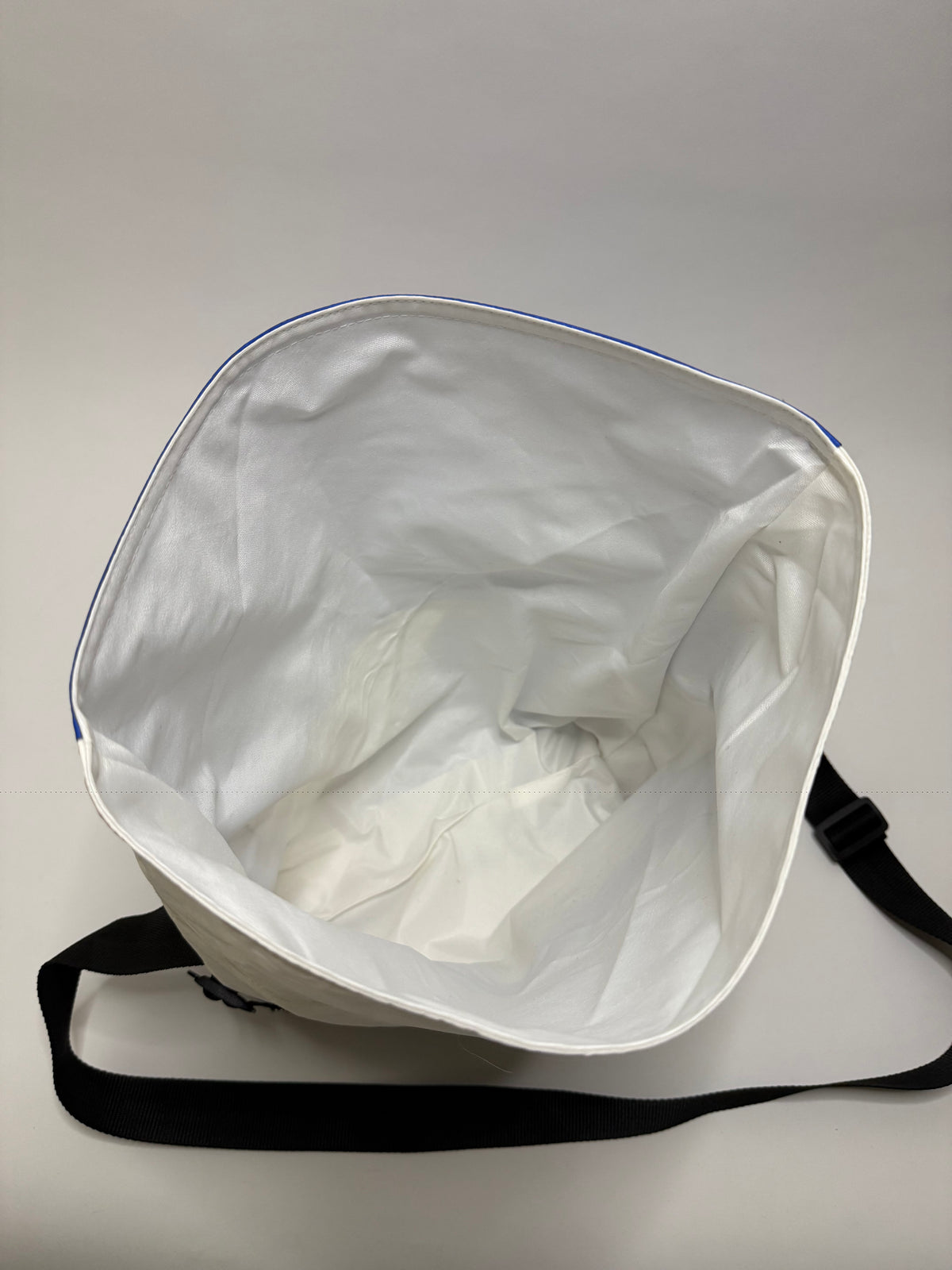 Sac besace roll top