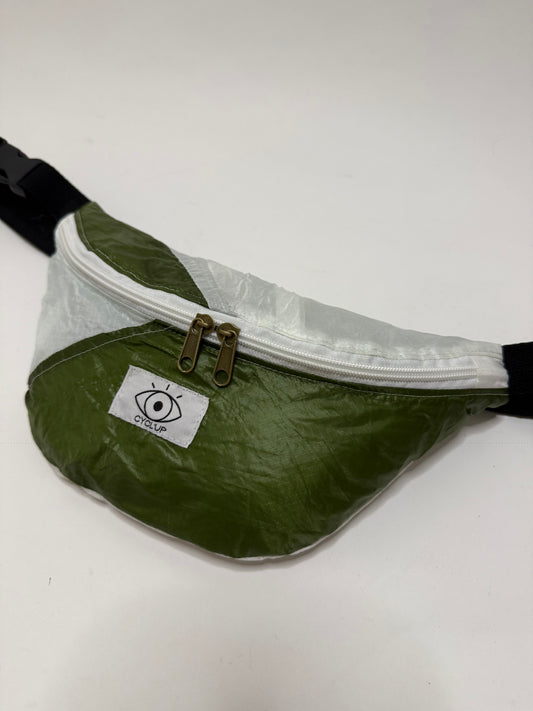 Banane upcyclée parachute
