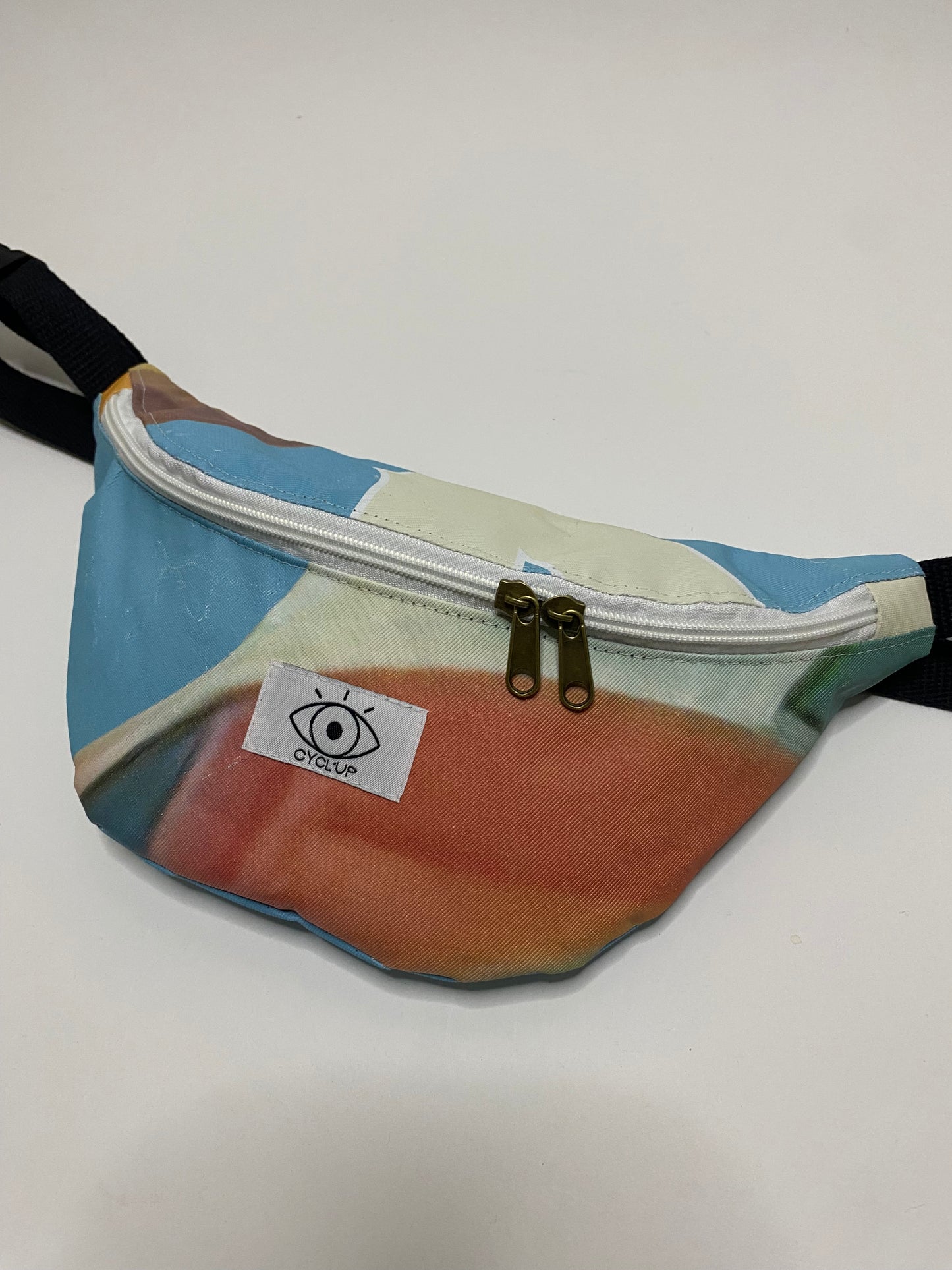 Banane upcyclée imperméable