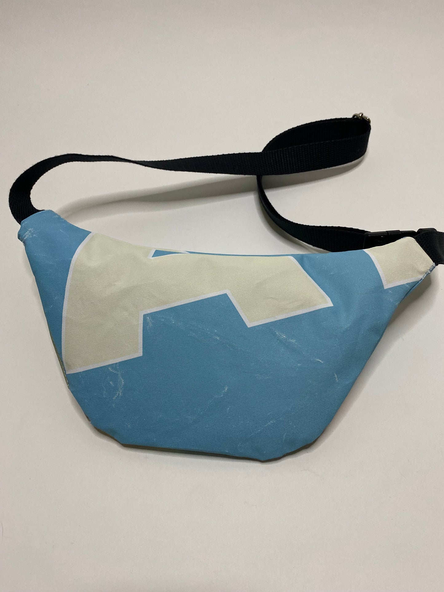 Banane upcyclée imperméable