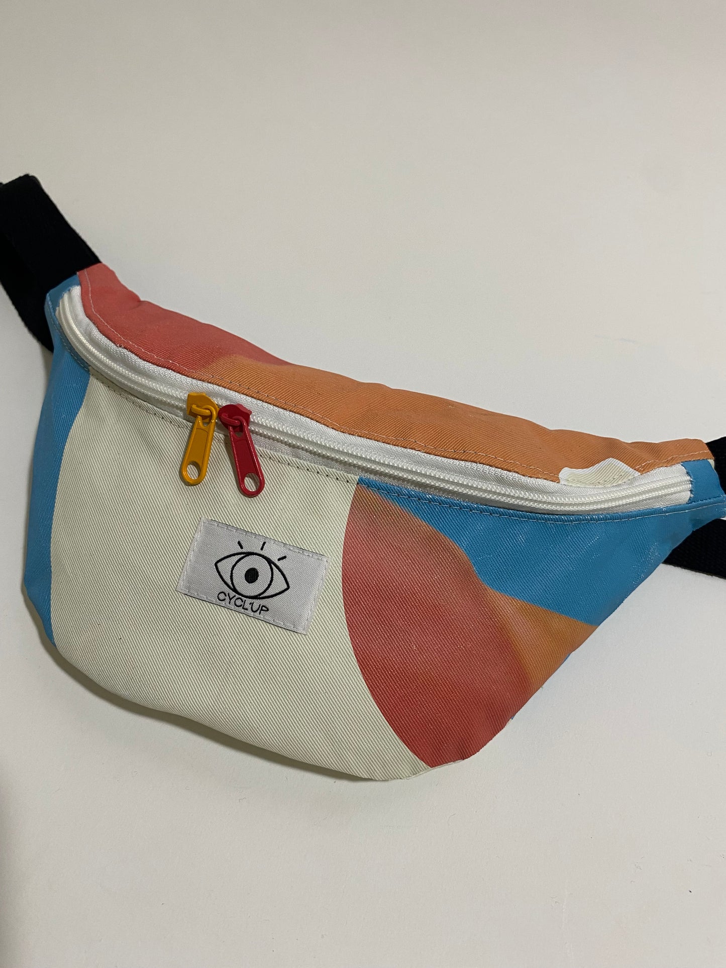 Banane upcyclée imperméable