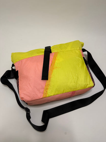 Sac besace roll top