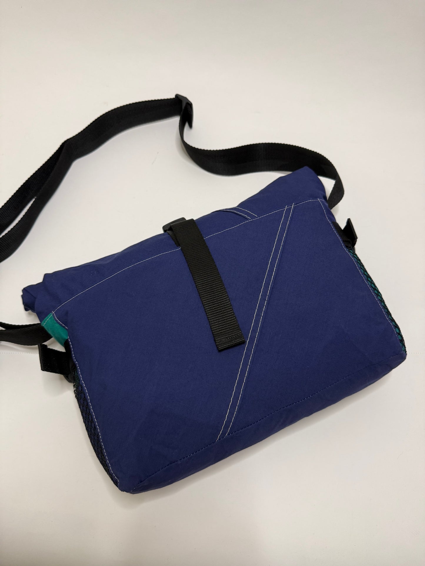 Sac besace roll top