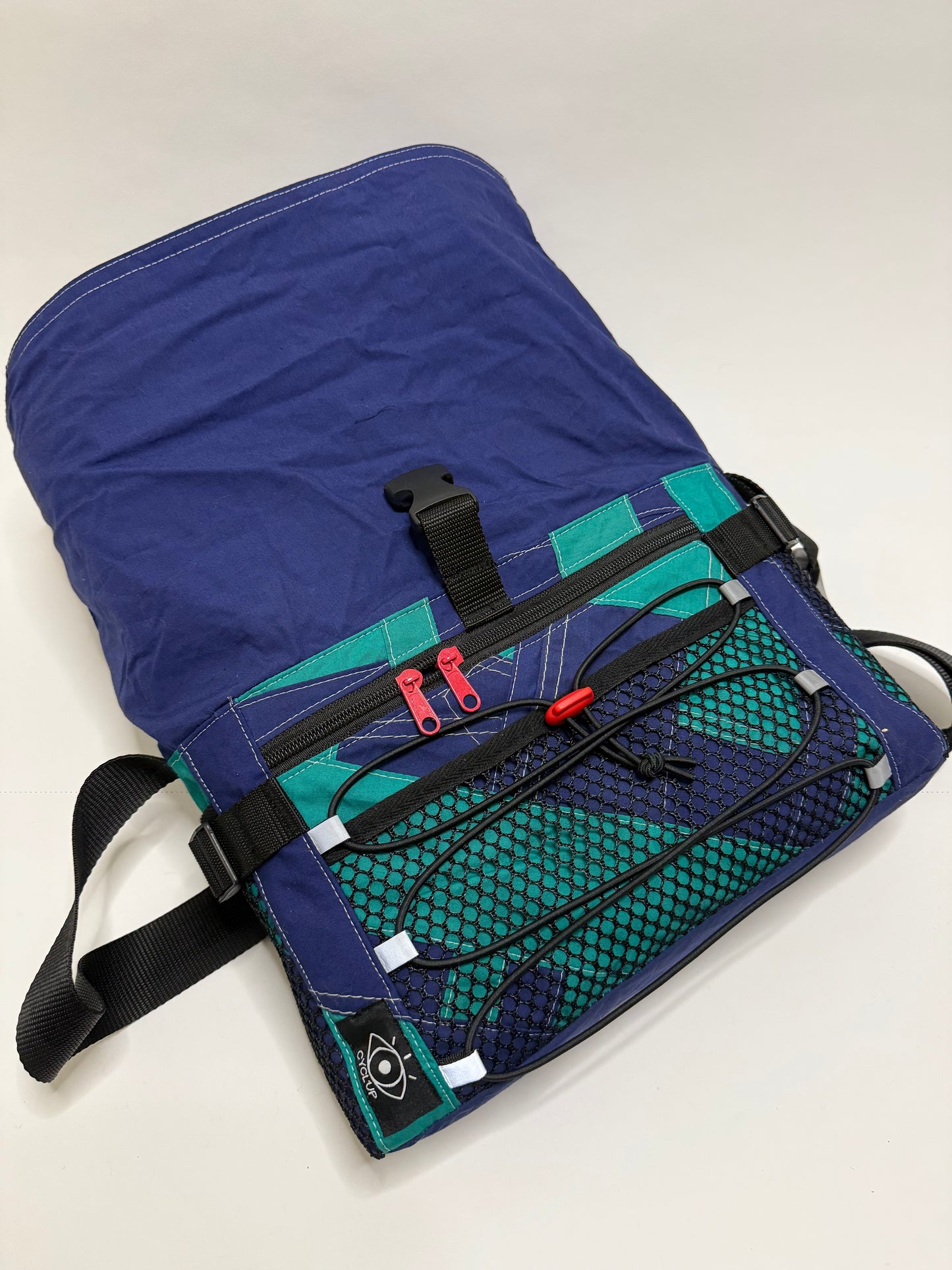Sac banane roll top ( version besace )