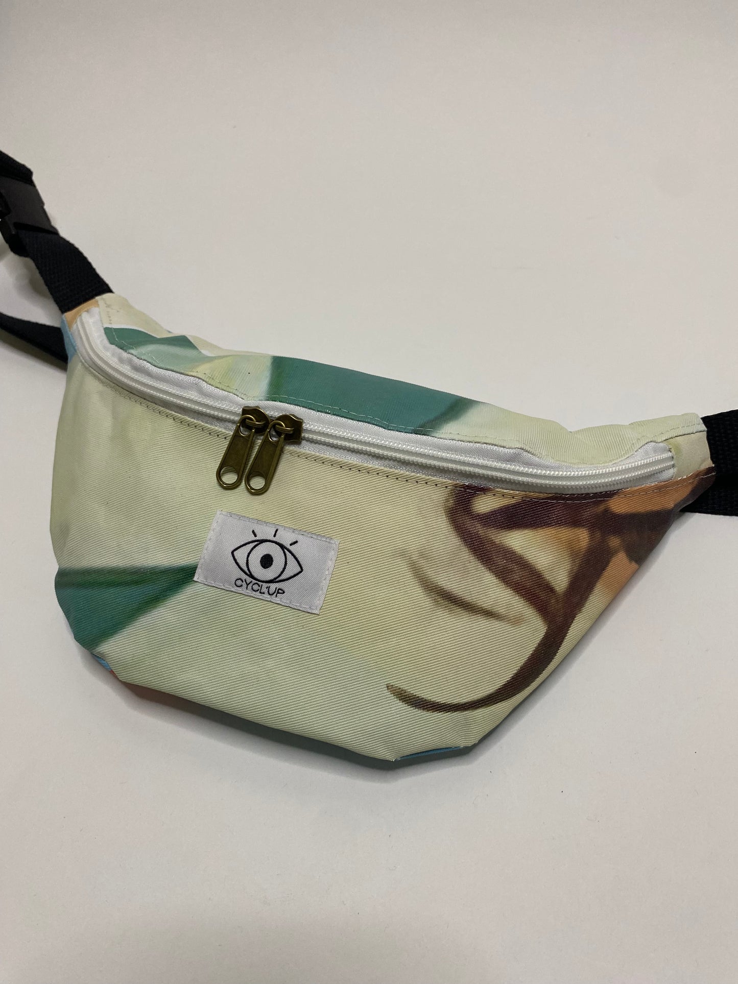 Banane upcyclée imperméable