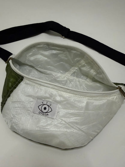 Banane upcyclée parachute