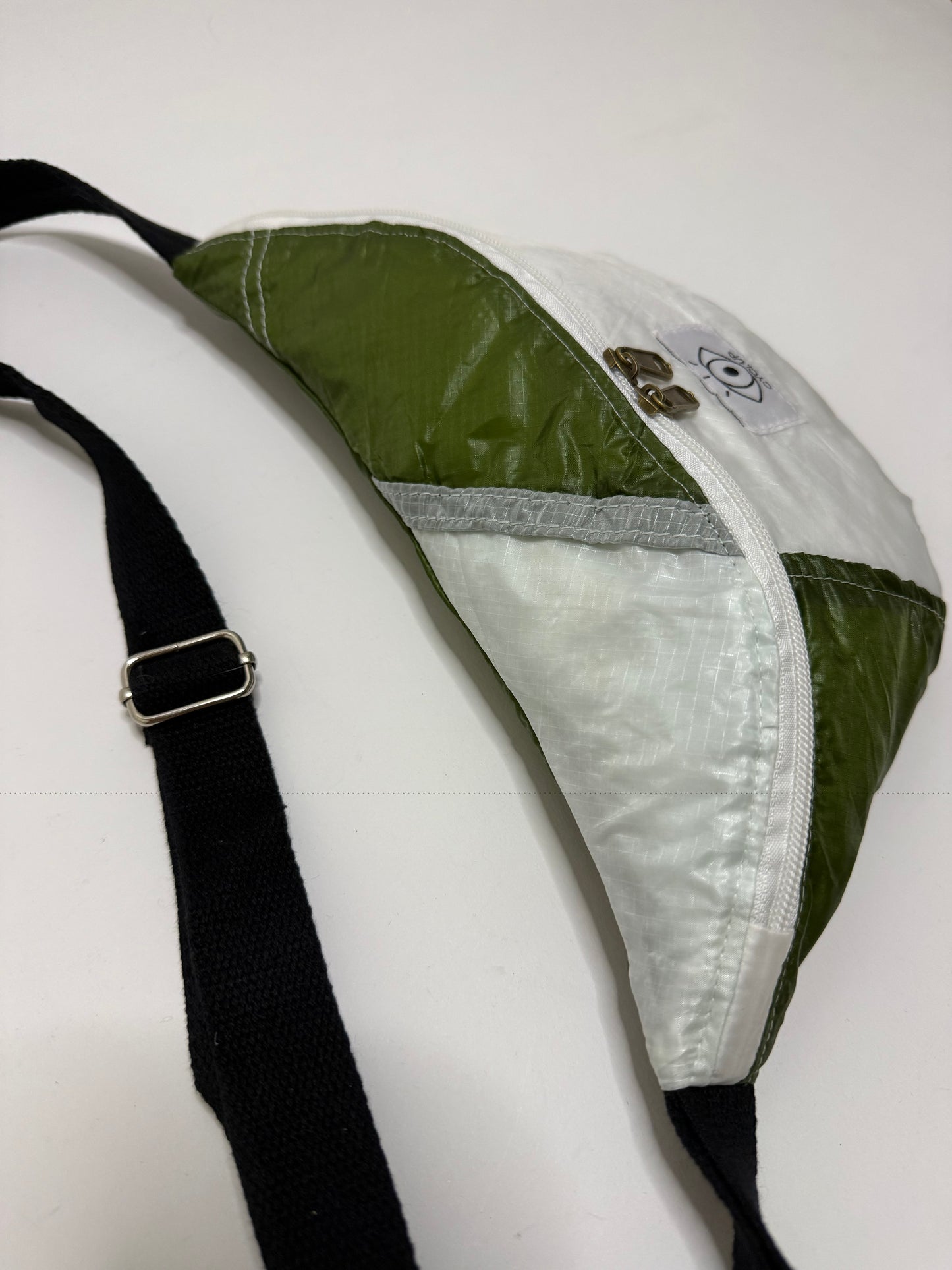 Banane upcyclée parachute