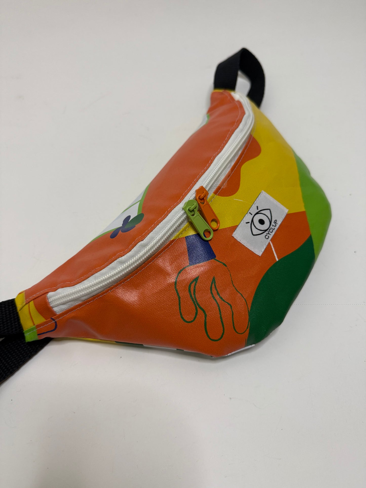Banane upcyclée imperméable