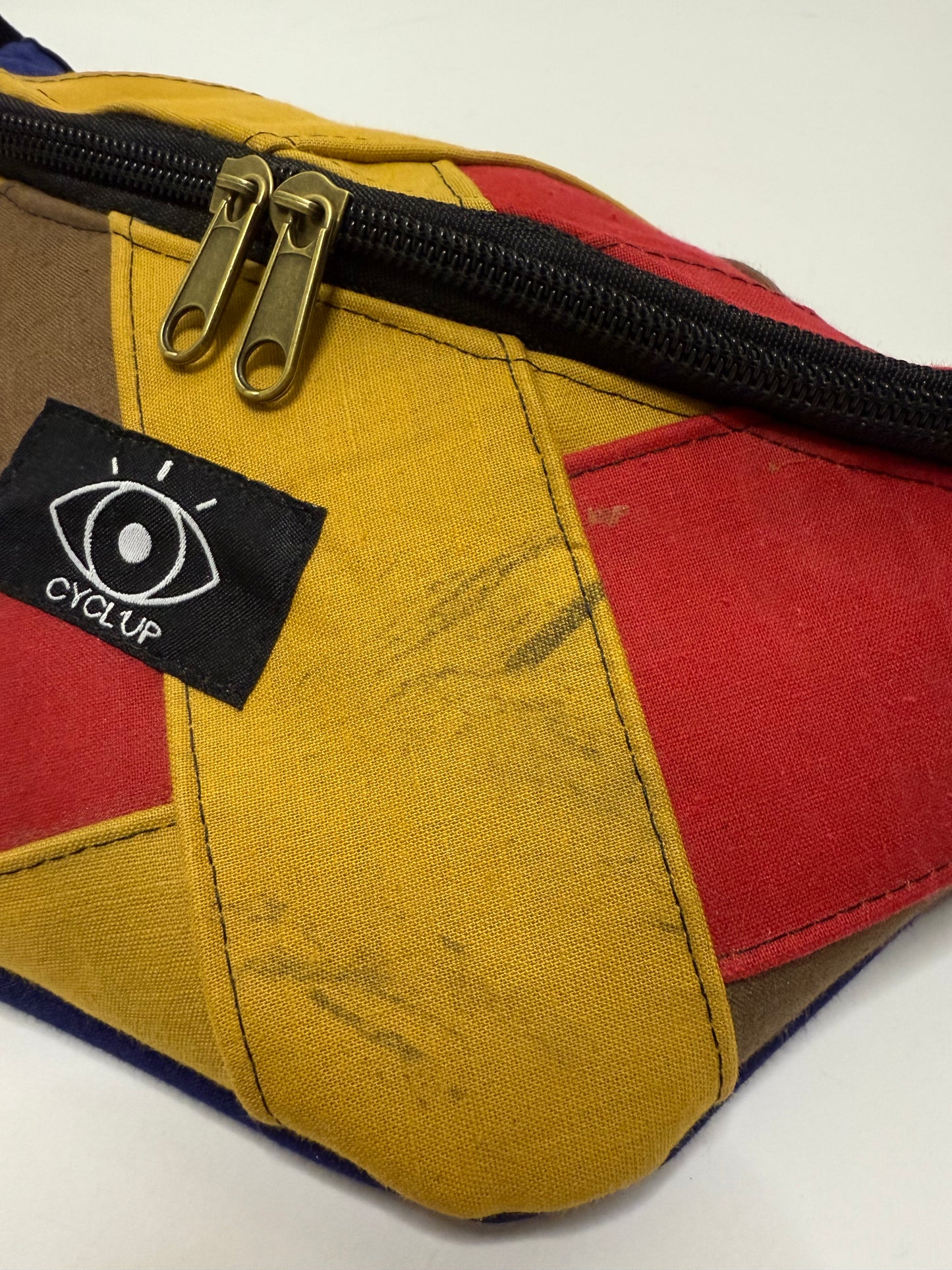Banane upcyclée imperméable